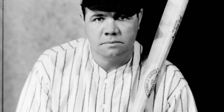 Bate de Babe Ruth es subastado en suma millonaria