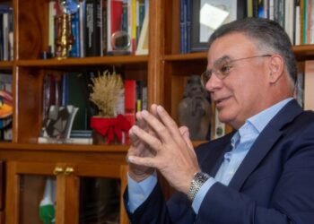 Ex presidente del CONEP dice la informalidad   es producto del alto costo para formalizar una empresa