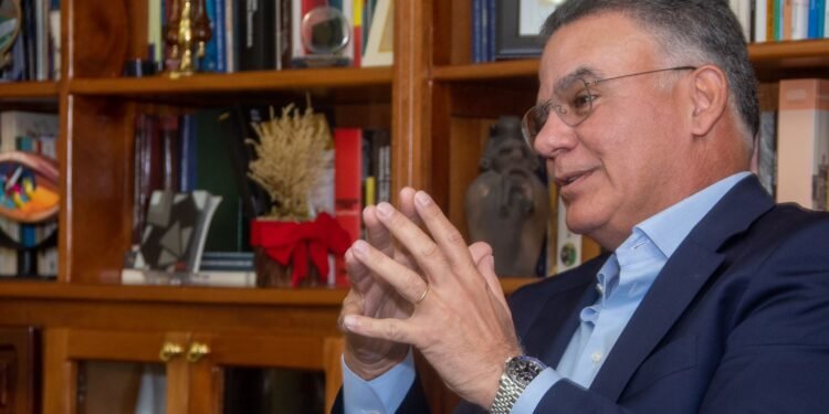 Ex presidente del CONEP dice la informalidad   es producto del alto costo para formalizar una empresa