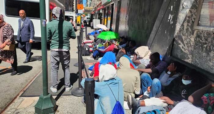 Eric Adams, alcalde de New York dice: «crisis migratoria costará a Nueva York USD 12.000 millones en tres años»