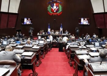 Diputados aprueban presupuesto reformulado