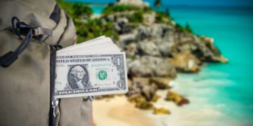 Las remesas y el turismos: dos grandes soportes de la estabilidad económica en República Dominicana