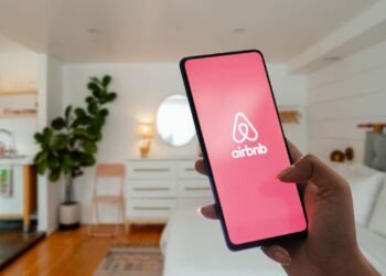 Empresarios hoteleros piden regular Airbnb en República Dominicana