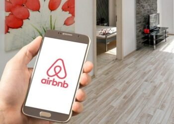 Cuál es el enredo entre el sector turístico dominicano con Airbnb