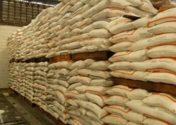 Llegan 20 mil toneladas de azúcar para garantizar el abastecimiento en el mercado local