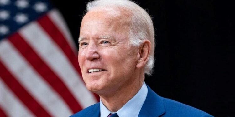 Biden autoriza nuevas perforaciones petroleras en el Golfo de México