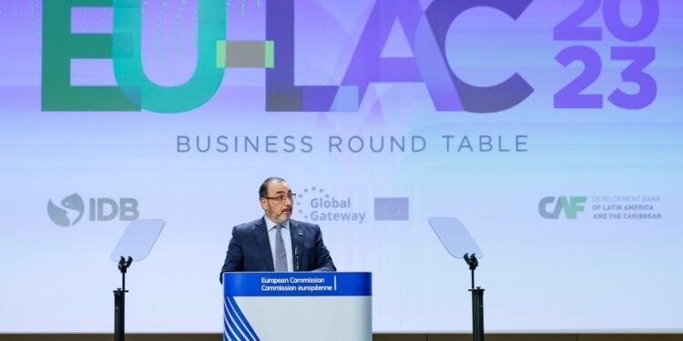 Gran expectativa por acciones concretas a favor de América Latina en la Cumbre UE-Celac