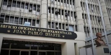 Fuego en Ministerio de Interior habría dañado importante equipo
