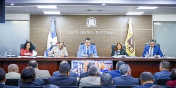Junta Central Electoral (JCE) convoca a «cumbre» sobre  precampaña y campaña a partidos políticos