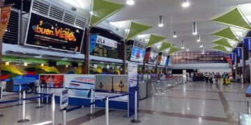 Embajada de EE.UU en RD y aerolíneas colaboran para detectar viajes ilegales
