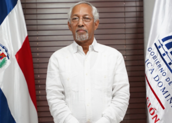 Ministerio Educación RD garantiza docencia a estudiantes haitianos