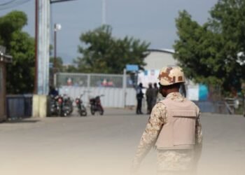 Se mantiene cerrado el paso fronterizo en Dajabón