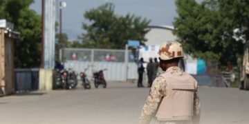 Se mantiene cerrado el paso fronterizo en Dajabón