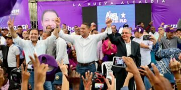 PLD proclaman a Lenin de la Rosa candidato alcalde por San Juan