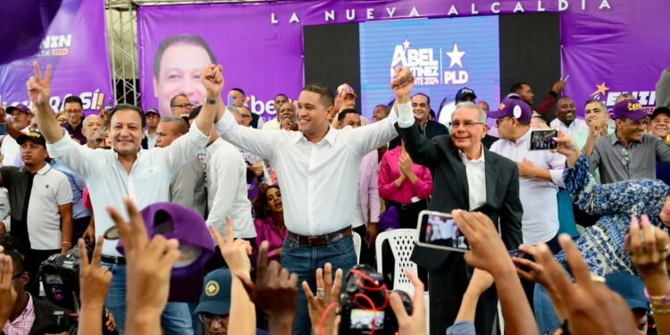 PLD proclaman a Lenin de la Rosa candidato alcalde por San Juan