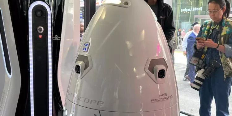 La ciudad de New York estrena el primer oficial  robótico
