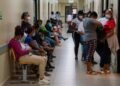 Emergencias de hospitales continúan llena de casos de Dengue