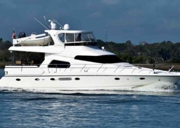 Senadores aprueban ley que exonera de impuestos los yates y embarcaciones lujosas