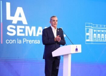 Presidente dice han entregado más de 50 mil viviendas y más de 70 mil títulos de propiedad en presente gestión
