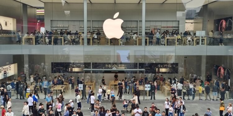 Apple podría implementar la inteligencia artificial generativa en sus productos