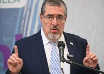 Bernardo Arévalo denuncia «un golpe de Estado a cámara lenta» en Guatemala