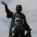 La estatua de Cristóbal Colón sigue sin tener un lugar en Ciudad de México