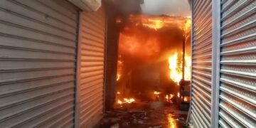 Al menos 20 locales resultaron afectados por el incendio del mercado binacional de Dajabón