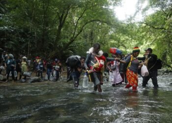Ruta migratoria del Darién: 266 km a pie de violencia, amenazas y muerte