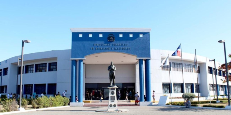 Filtración de datos de Migración incluye nombres, direcciones y fechas de nacimiento