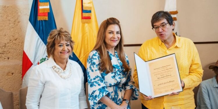 ADN reconoce como hijo adoptivo de Santo Domingo a Gabriel García Márquez