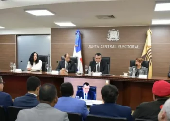 Partidos no se opondrán al uso de laptops multifuncionales en próximas elecciones