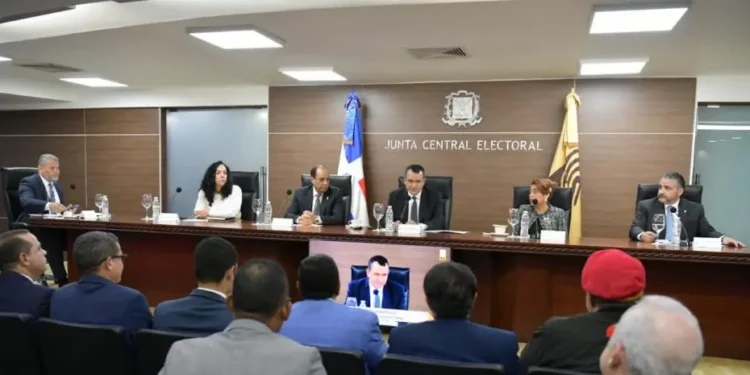 Partidos no se opondrán al uso de laptops multifuncionales en próximas elecciones
