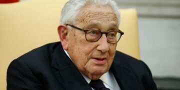 Kissinger: Europa cometió «un grave error» al acoger a tantos migrantes