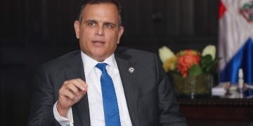Borrador de estudio para ajuste de tarifa eléctrica será presentado en los próximos días