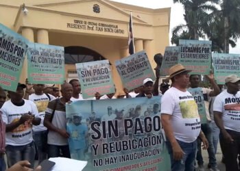 Moradores cercanos a Presa de Monte Grande exigen cumplimiento de contrato a las autoridades