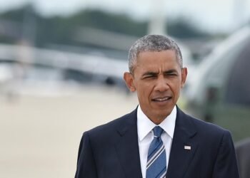 Obama condena a Israel por cortar los alimentos, el agua y la electricidad en Gaza