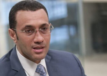 Director Observatorio Educativo: «Nuevos libros de texto, ni son más baratos y tampoco hay ningún ahorro»