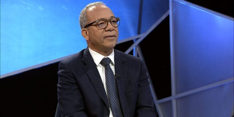 Bichara afirma sector eléctrico tiene perdidas técnicas que superan el 40 por ciento