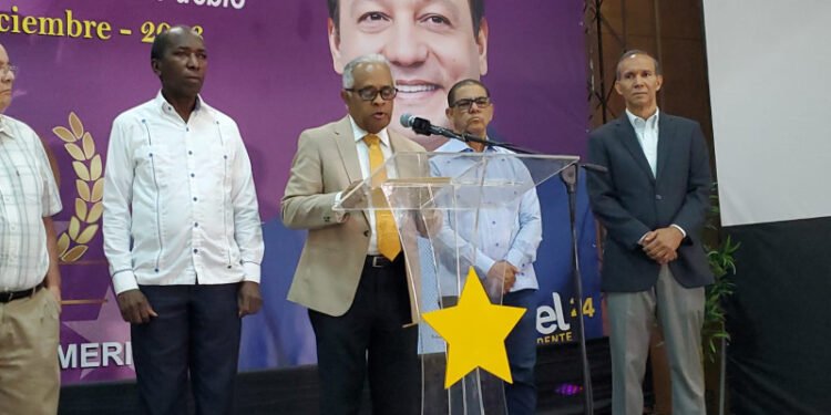 PLD reitera denuncia manipulación de las estadísticas del dengue, dice «Son más de 17 mil»