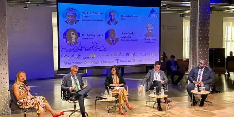 RD avanza en desarrollo digital y ciberseguridad