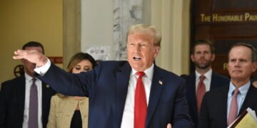Trump insta a detener el apoyo a Ucrania hasta que Europa gaste la misma suma que EE.UU.