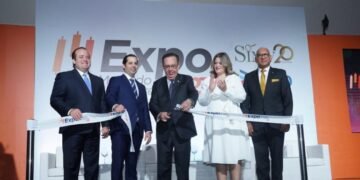 Gobernador del Banco Central resalta importancia del mercado de valores para RD