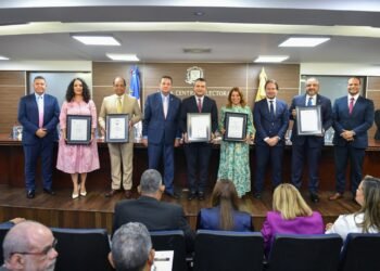 JCE logra certificaciones en las Normas ISO 9001, 27001 y 54001; OEA dice órgano electoral de RD es un referente regional