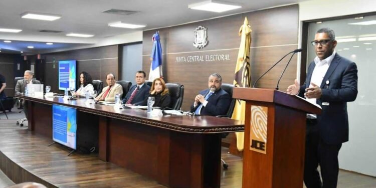 JCE dice se deben cambiar escáneres para las elecciones de 2024 porque están obsoletos