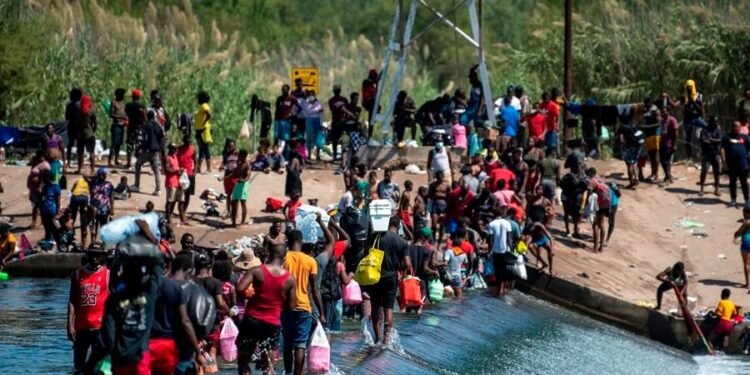 La Cumbre de México pide respetar derecho humano a la migración