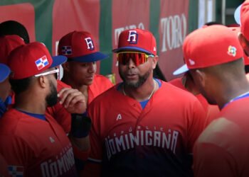 Nelson Cruz seguirá como gerente del equipo dominicano