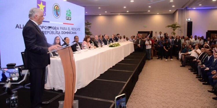 Alianza para rescatar a la familia dominicana del retroceso