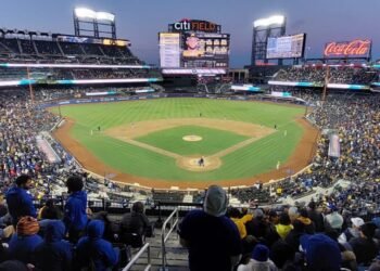 Más de 90 mil personas asistieron a la «Serie de Titanes» en Nueva York