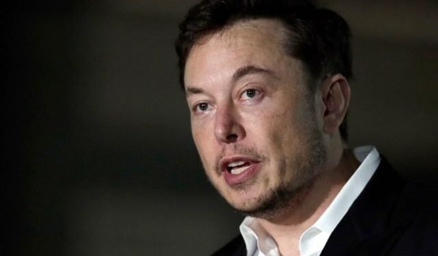 Musk advierte de «robots humanoides» en «era de la abundancia» de IA