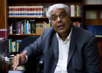 Castillo Pantaleón dice Pacto Nación tiene cláusulas que son “cortinas de humo”